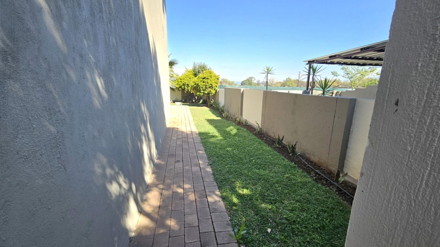 3 Bedroom Property for Sale in Melodie North West